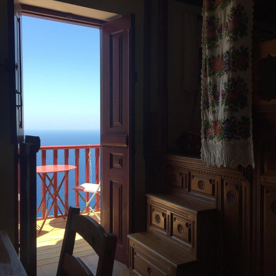 Anemos Guest House Karpathos Olympos  Dış mekan fotoğraf
